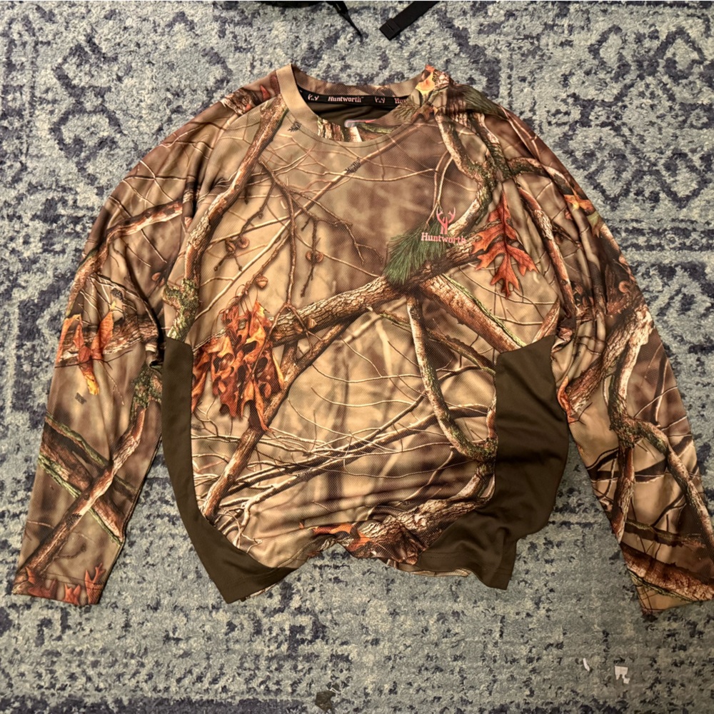 Huntworth Camo Longsleeve Medium Realtree type design